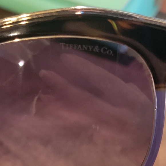 Tiffany & Company Sunglasses TF4146 Round Blue tint lense Havanah Tortois MA#441 main image 11